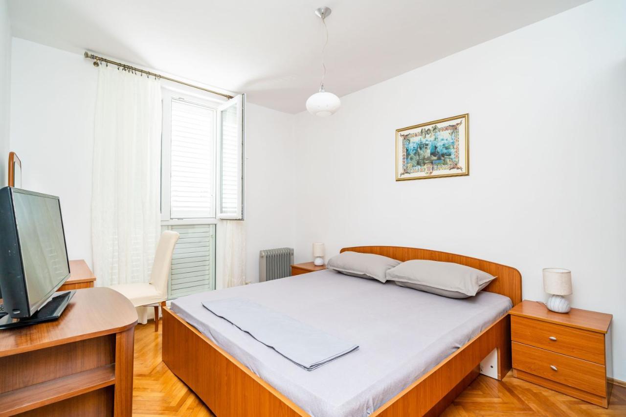 Apartment Klaudia Дубровник Екстер'єр фото